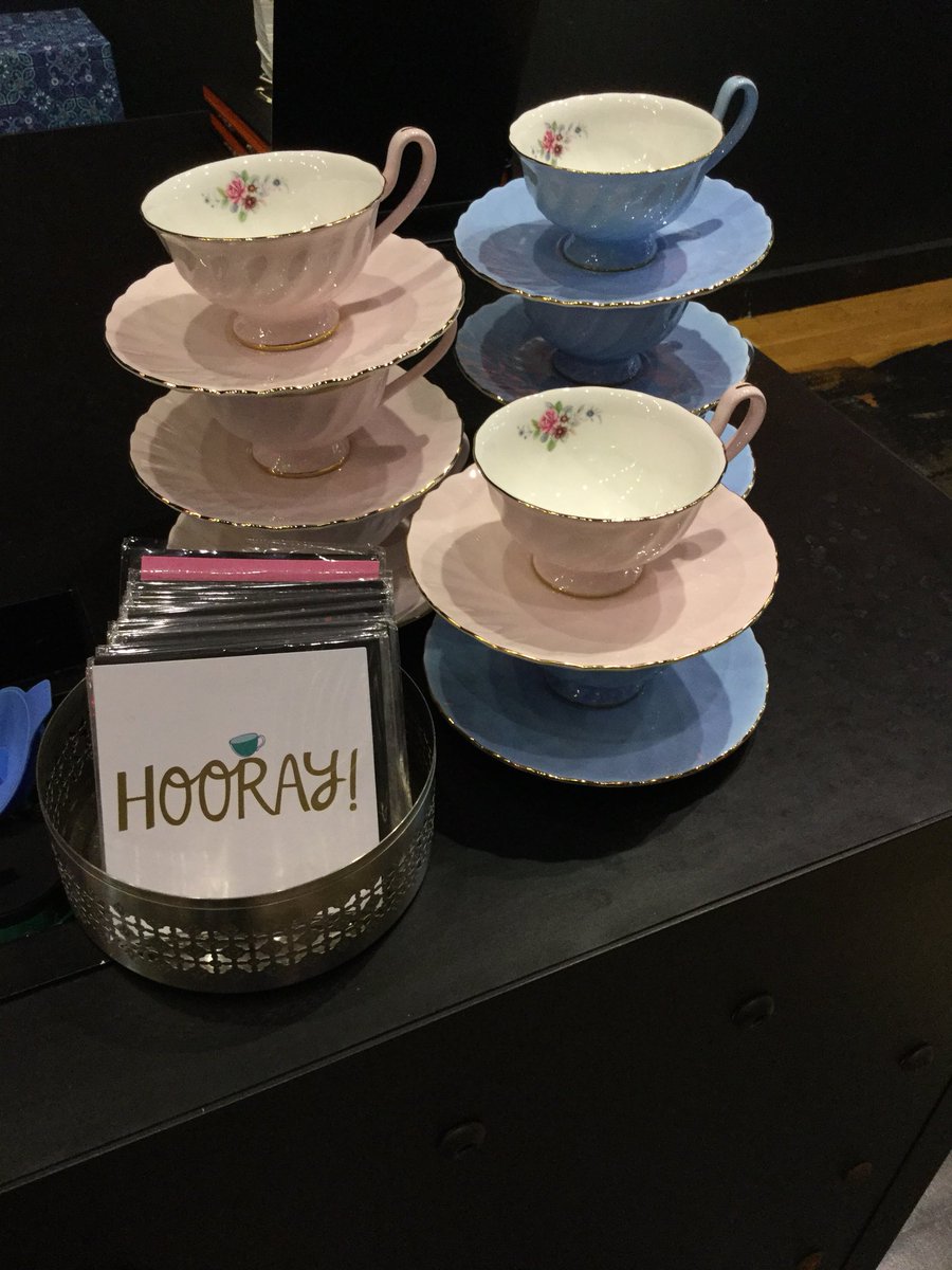 T2NewburySt's tweet photo. Stop in and spend $50 and take home one of these beautiful teacups on us! https://t.co/ZNkhD65fgf