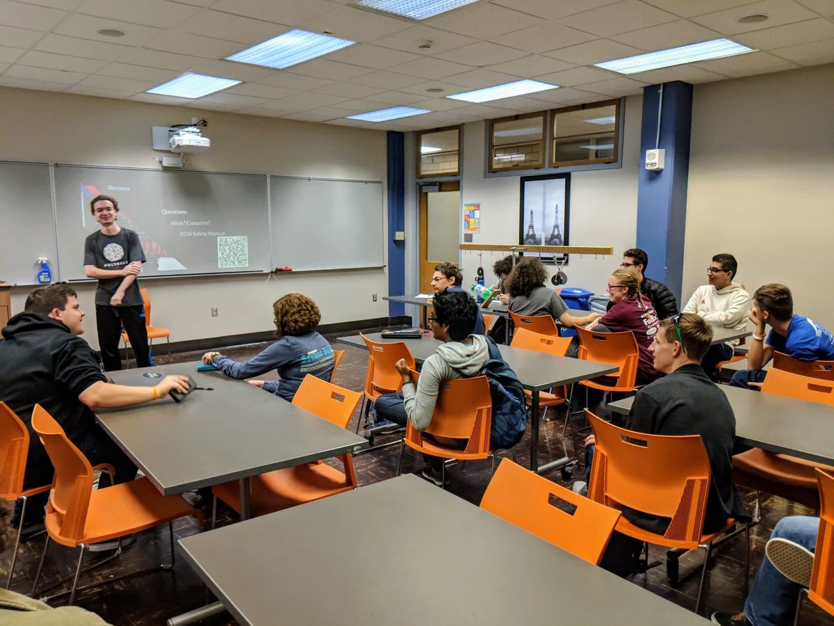 FIRSTatUTK's tweet photo. We had our second meeting last night for our super secret project... Getting excited for the 2019 @FRCTeams season! #omgrobots https://t.co/u4bYSwgAm0
