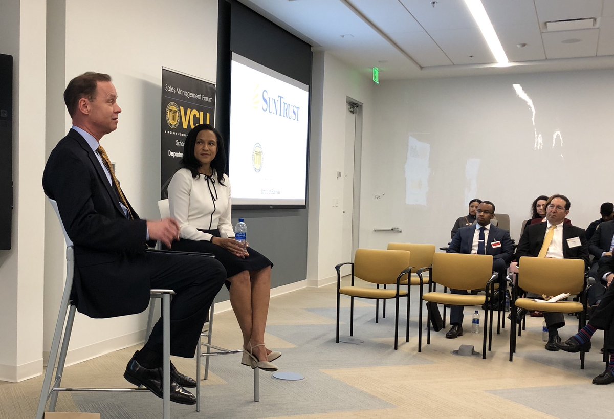 lkoliver's tweet photo. Love this from Susan Somersille Johnson, @SunTrust CMO: “my career didn’t start to grow until I looked up, reached out wider, and started to build relationship capital.” #relationshipsmatter #networking #lifelonglearning https://t.co/Y6Gq83Ouwj