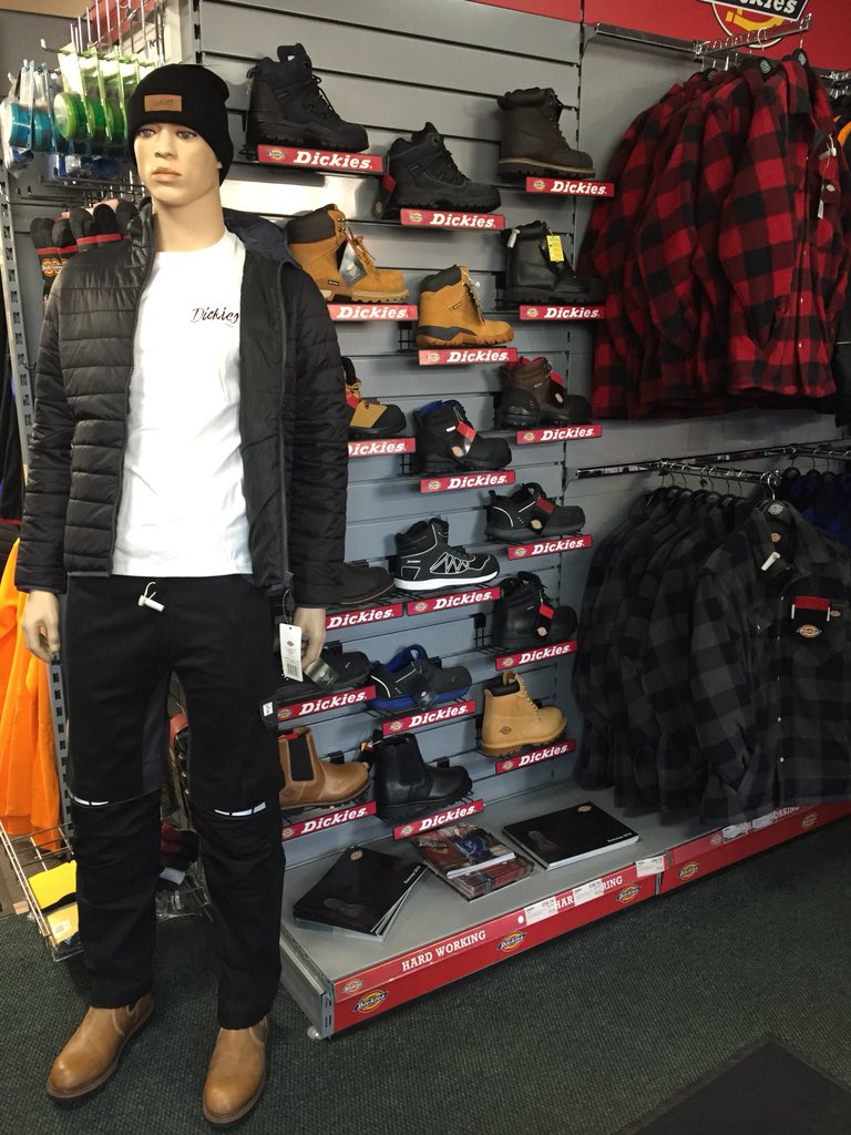 🗣 Dickies 22 great new range now installed at <a href="/FairallsBM/">Fairalls</a> get down to the store today and check it out 👷🏼‍♂️✔️ <a href="/RyallsLewis/">LewisDickies</a> <a href="/Chris_Dickies/">crisdie lawian</a> <a href="/carl_holder44/">Carl Holder</a> <a href="/Dave_WDE/">Dave Baber</a> @SarahDickies <a href="/Andrew_WDE/">b</a> @Andy_WDE @Stuart_WDE @SteveDickies <a href="/WDE_Joanne/">Joanne Ponting</a> <a href="/DickiesEurope/">Dickies Europe</a> #workwear #dickies