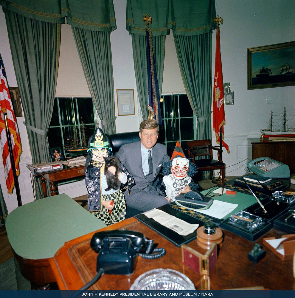 outside Oval Office New 8x10 Photo Kennedy plays with JFK Jr President John F 
