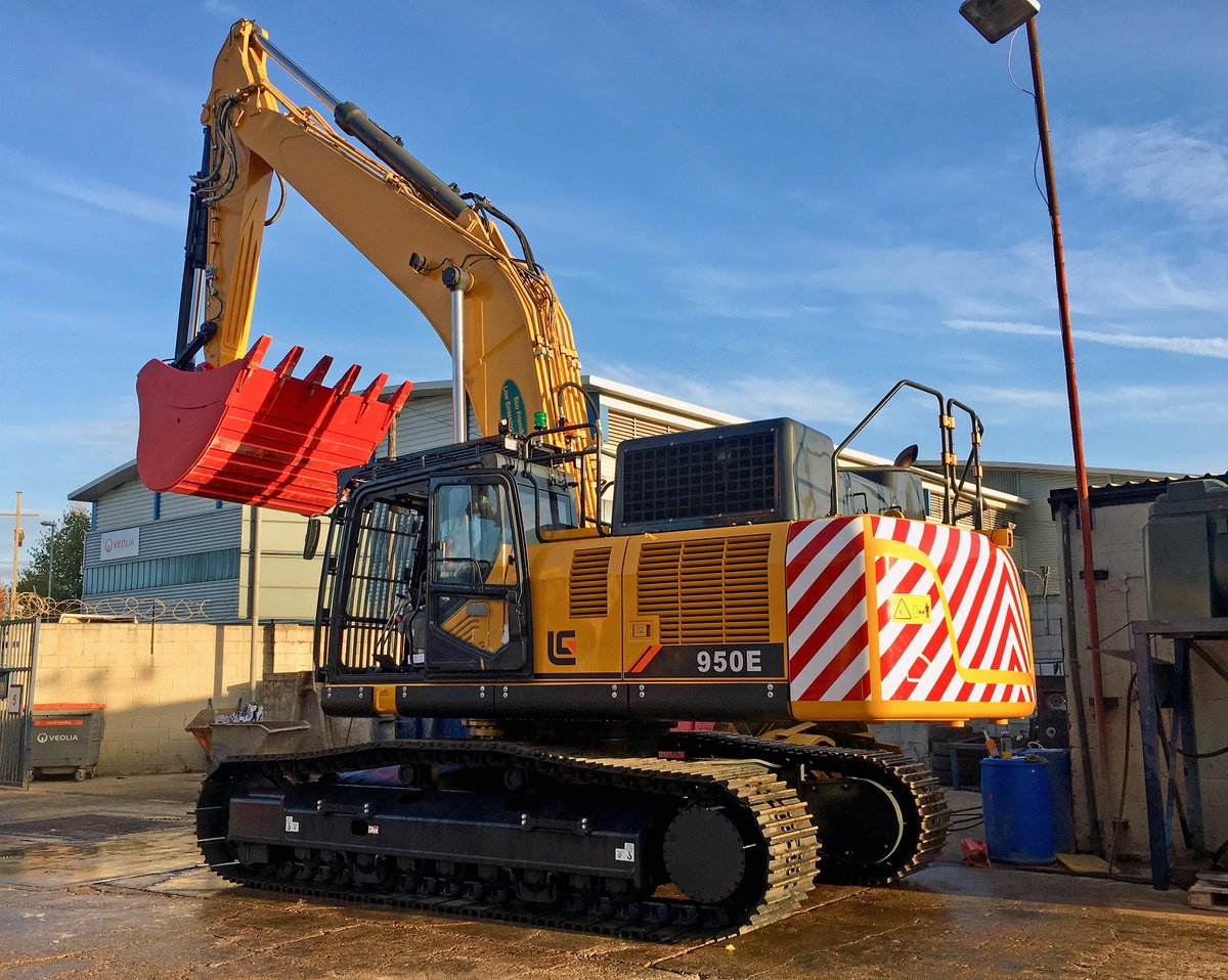 LiuGongUK's tweet photo. Brand new Liugong 950E now ready to go to its new owner @Stokeyplant. We hope you enjoy your new machine! :)
https://t.co/QaprDNCFus
#CPMS #Construction #Excavator #Liugong #Yellowdigger #StokeyPlantHire #Plantsales #Loadingshovel https://t.co/Xhv6a5X3Nk