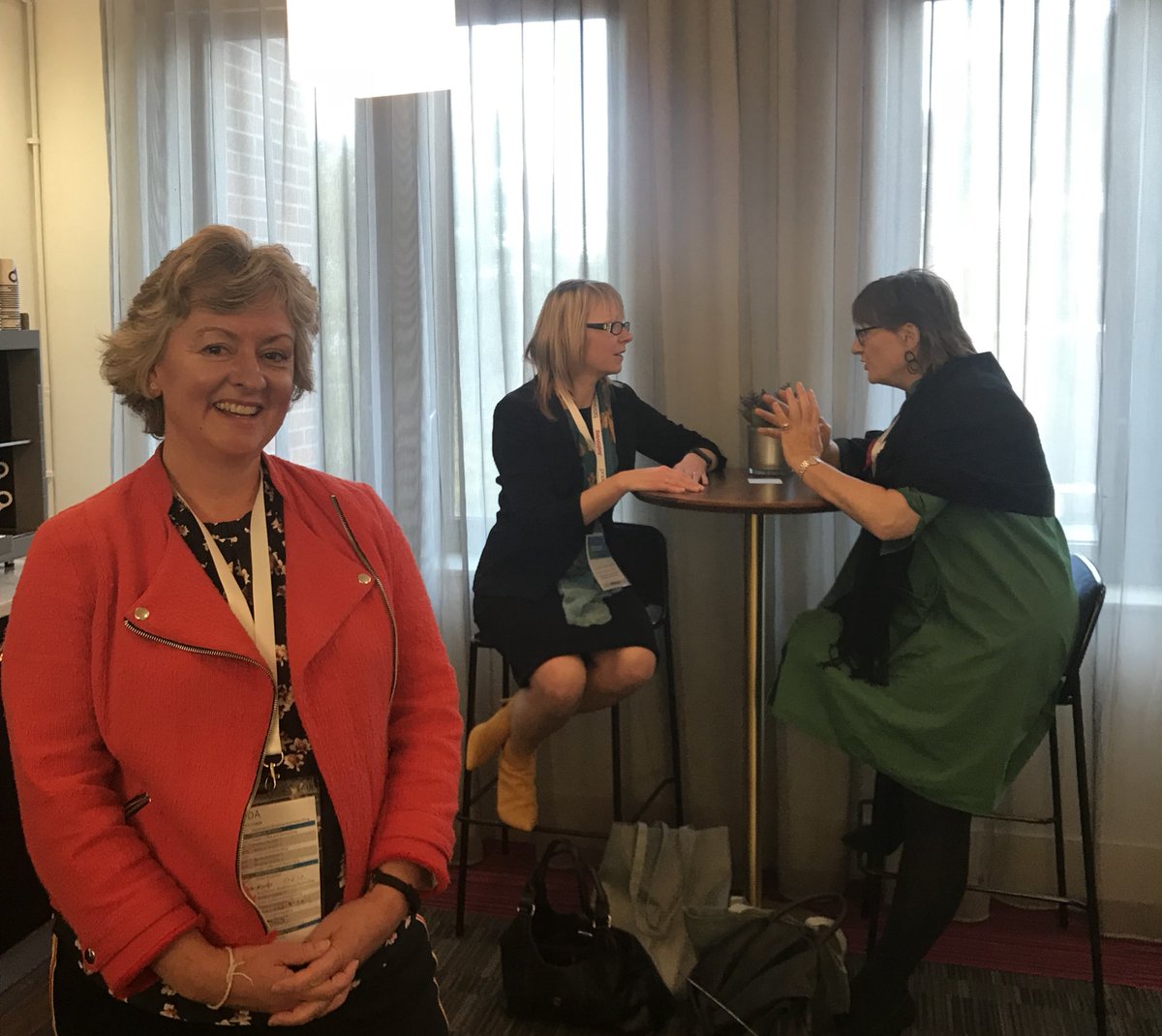 Oxfordview's tweet photo. Carrying on the debate about the future of advancement after a he session ended at #bbconUK Great insights and passionate conviction from @TriciaKing1 @CASEAdvance and @Lou_E_Bennett @IDPE_Europe . A great way to spend my birthday and glad you liked the pumpkin @DDKeyworth https://t.co/HkQxO2uBKQ