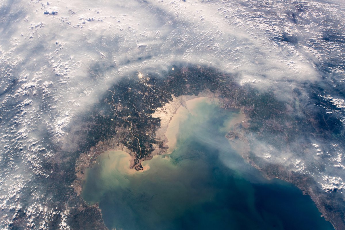 Alexander Gerst tweet media