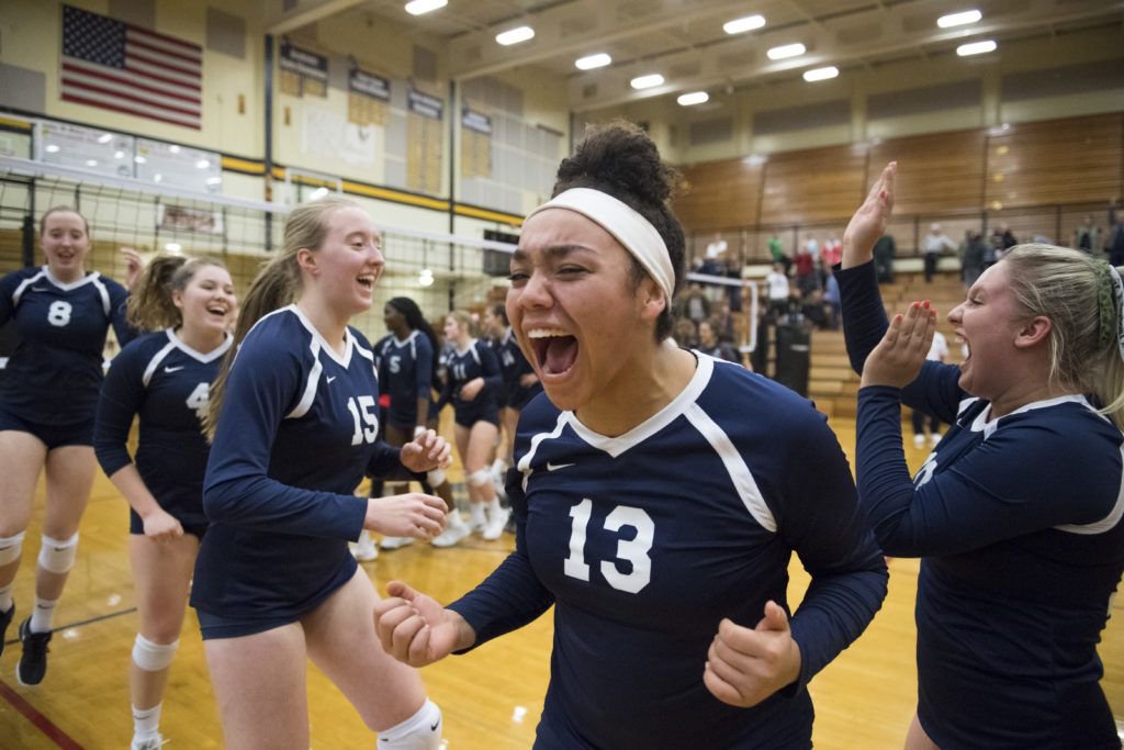 thecolumbian's tweet photo. Skyview nets dramatic win in 4A volleyball tiebreaker https://t.co/B8gJIpXp7d #video #prepsports #Vanwa https://t.co/4BbbFRDbEG