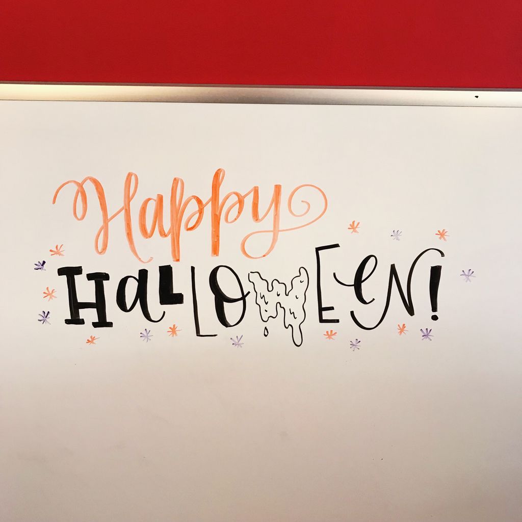 zzhousedesign's tweet photo. Have a happy Halloween from all of us at ZZHouse! 🎃👻🦇 https://t.co/6SZx88A6uD