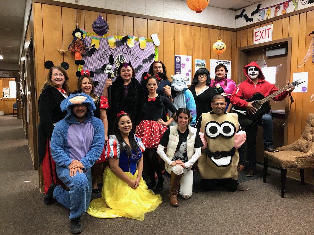 Ballenger_HR's tweet image. Happy Halloween, Wolf Pack! #lhs24 #disneytheme