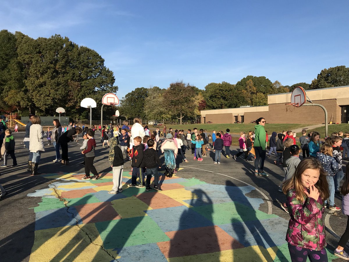 Clemmons Elementary tweet media