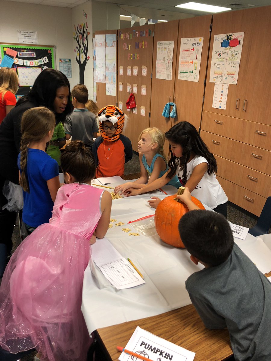 MetzlerKISD's tweet photo. Our scientific huskies are investigating pumpkins...students are wondering if you can predict the amount of seeds in a pumpkin by counting the lines?? We can’t wait to find out!@MrsKGardner16 let us know! https://t.co/LR9zlo5vBA
