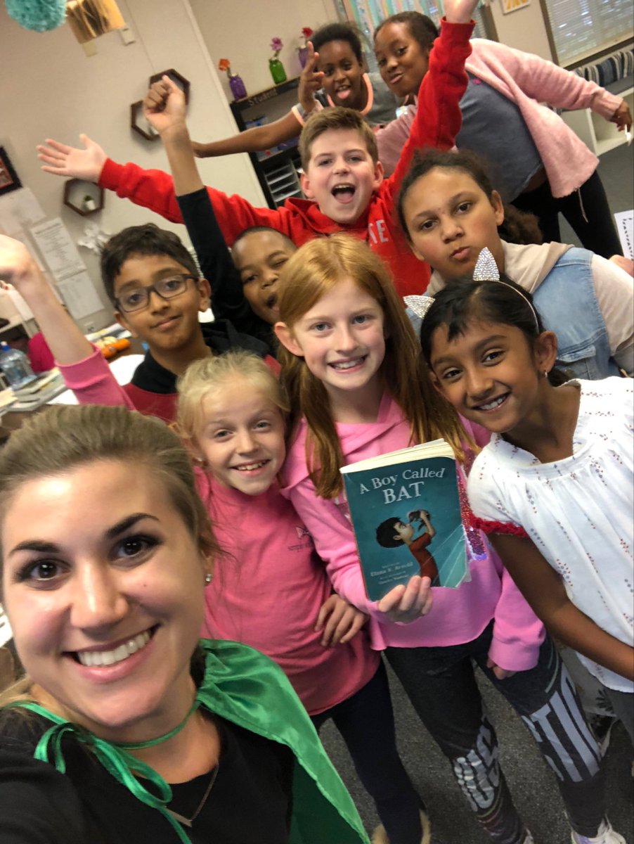What a fun lunch bunch! The students led a great discussion about our character, Bat! ❤️ #MasonMoment
