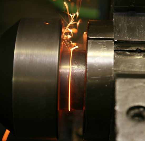Pierce_Ind's tweet photo. Did you know that #inertia #friction welding is 7X faster than traditional welding?

Watch this short video to see the process in action!

https://t.co/7ZWQS4760F https://t.co/wOLXrqAvWZ