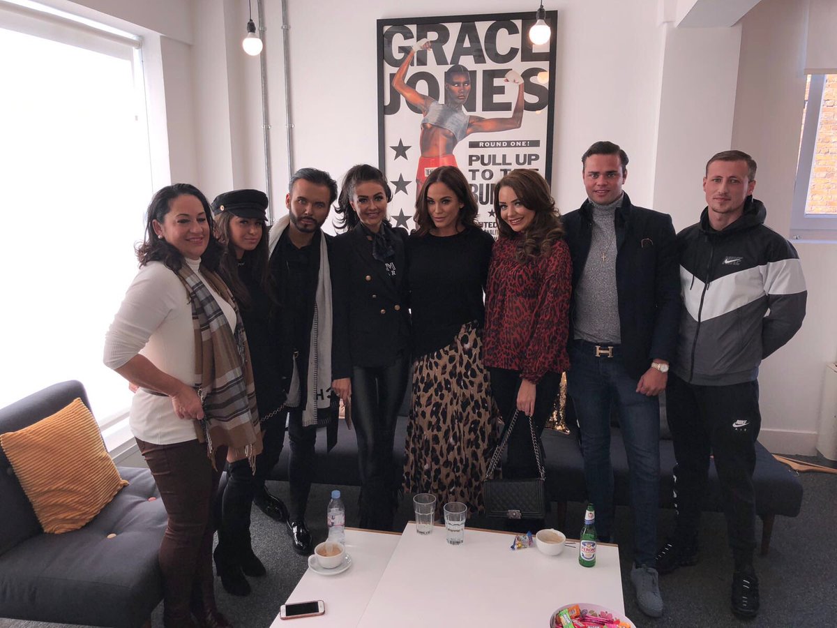 Thank you <a href="/VickyPattison/">Vicky Pattison</a> for a wonderful day, from the #AbsolutelyAscot team!❤️