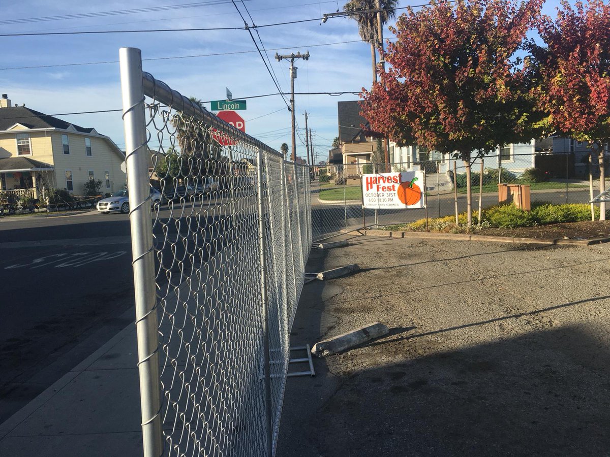 FBCWatsonville's tweet photo. Here we go!
The countdown is on!
Come down and lend a hand or stop by and encourage our people that are
#workingforthegoodofthe831
#buildinghopeinthe831
#harvestfest2018 https://t.co/rpGFzY0SWn