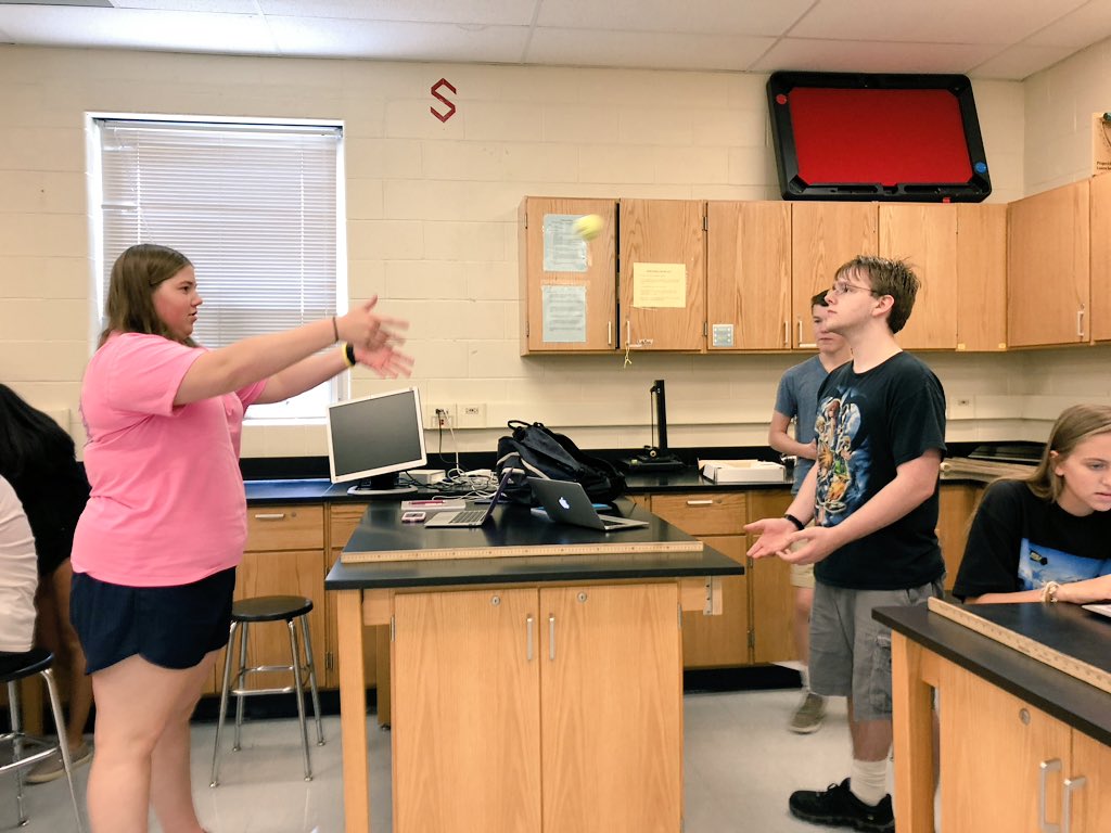 DKFizx's tweet photo. Day 1 projectile motion lab. Data analysis of a tennis ball tossed and moving vertically and horizontally. Data analysis and real science. #BHSPhysics @barrington220 @jbaylor77 https://t.co/Uu4PN64lwc