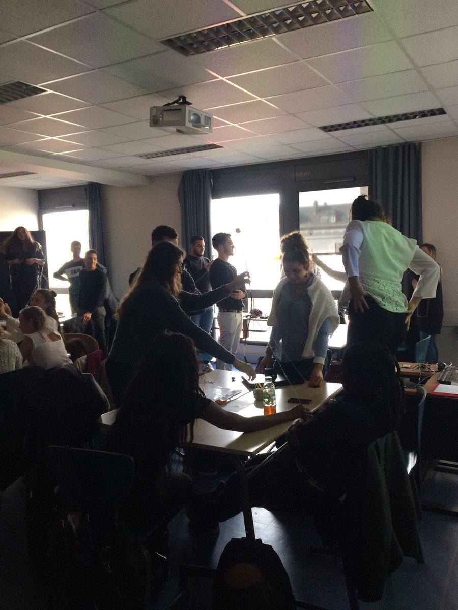 carolinecintas's tweet image. #marsmallow challenge a @IAEdeRouen auprès des étudiants de master assurances et gestion du patrimoine. Cohésion d équipe #coachingagile #innovationmanageriale.