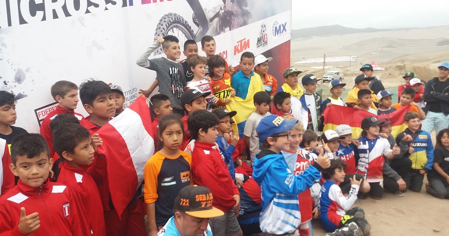 STUARDO (Chile), DURAND (Perú) y VASQUEZ (Venezuela), Campeones de la Copa FIM Latinoamericana de Minicross Perú-2018. fim-latinamerica.com/w/stuardo-chil…
