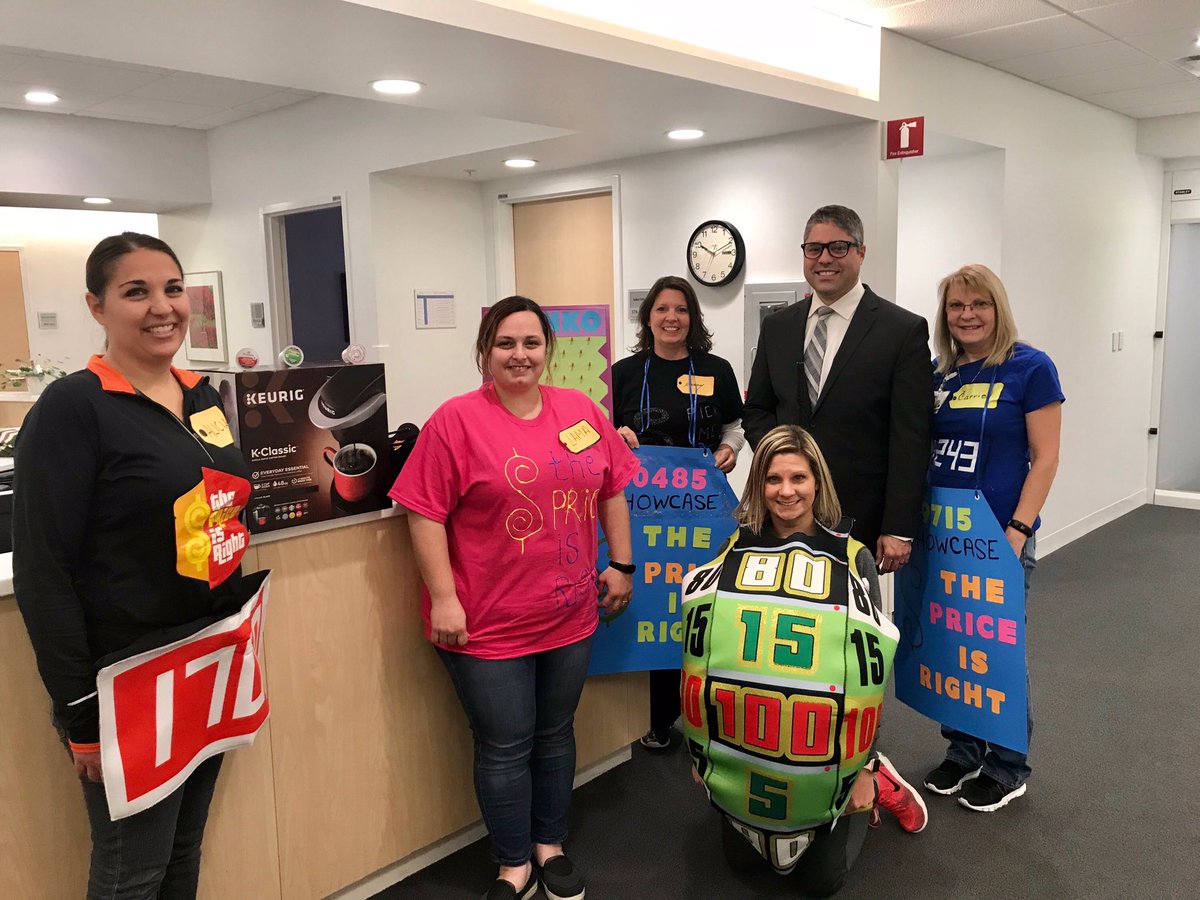 MichelleGrubbRN's tweet photo. Halloween Fun at Strongsville Family Health Center #StrongsvilleFHC https://t.co/cc7Hf6YwlL