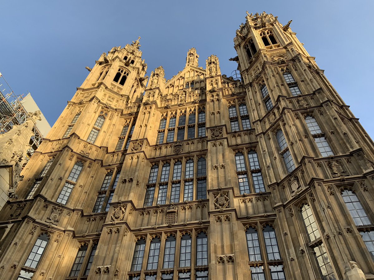 SGadiLondon's tweet photo. #KingsburyMandir delighted to be part of the annual #Diwali celebrations @HouseofCommons
@HinduForumGBR
#LordSwaminarayan #JeevanpranAbjiBapashree #ShreeMuktajeevanSwamibapa
#AcharyaSwamishreeMaharaj https://t.co/lsatZBTtf0