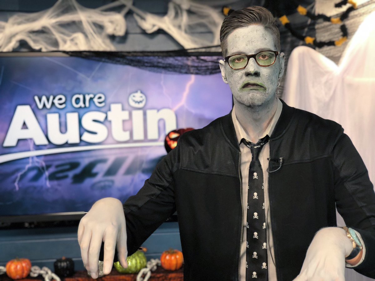 TrevorScottATX's tweet photo. Woke up feeling a little under the weather. Do I look alright you? β οΈ Happy #Halloween from @weareaustin! #Zombie #Undead #Walker #WalkingDead #ButNotTooScary #Its9AM https://t.co/f551FyCz40