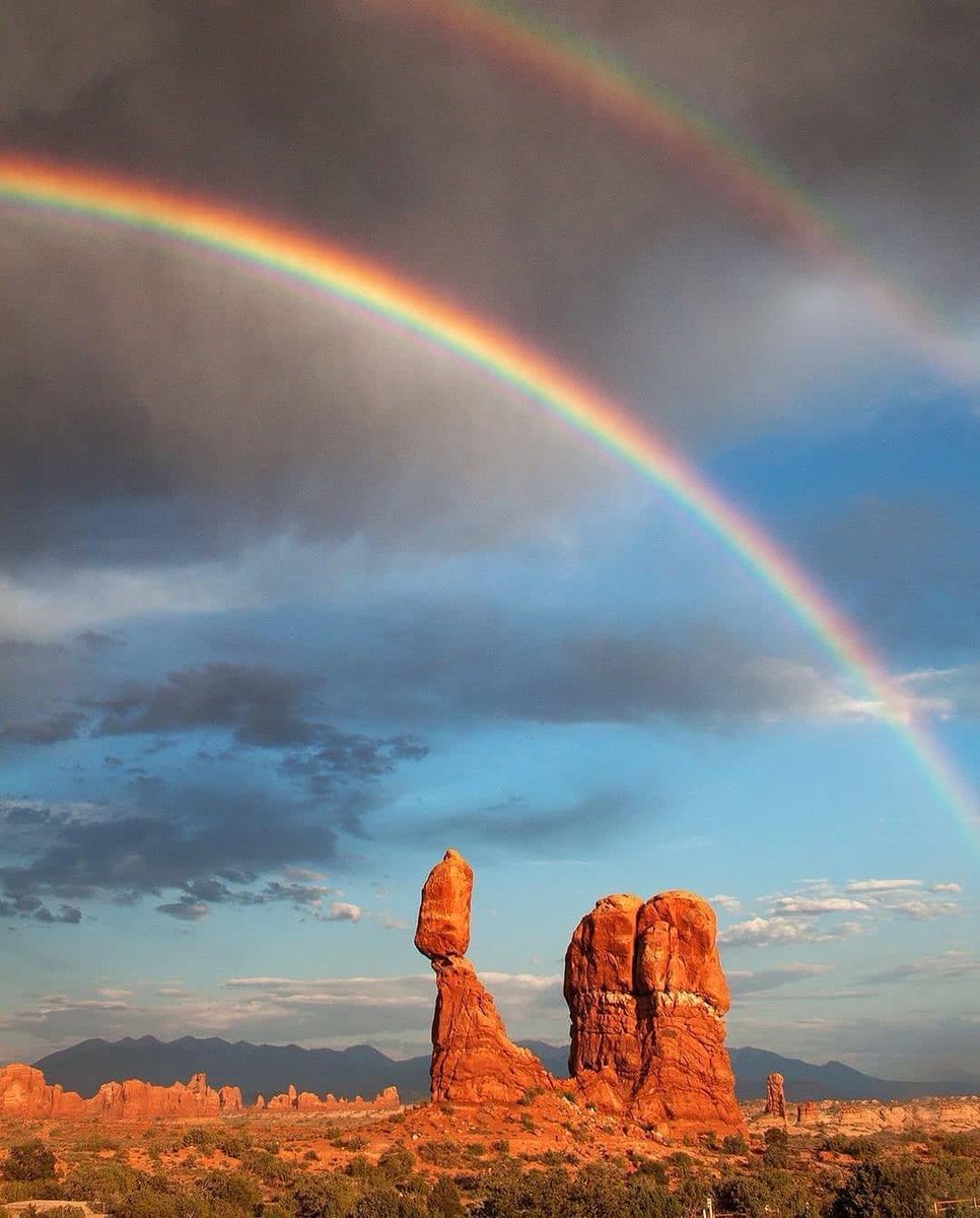 RAWHealthOil's tweet photo. "#Double# #rainbow# all the way acrss the sky."
.
.
.
.
. https://t.co/EkITeGjInJ