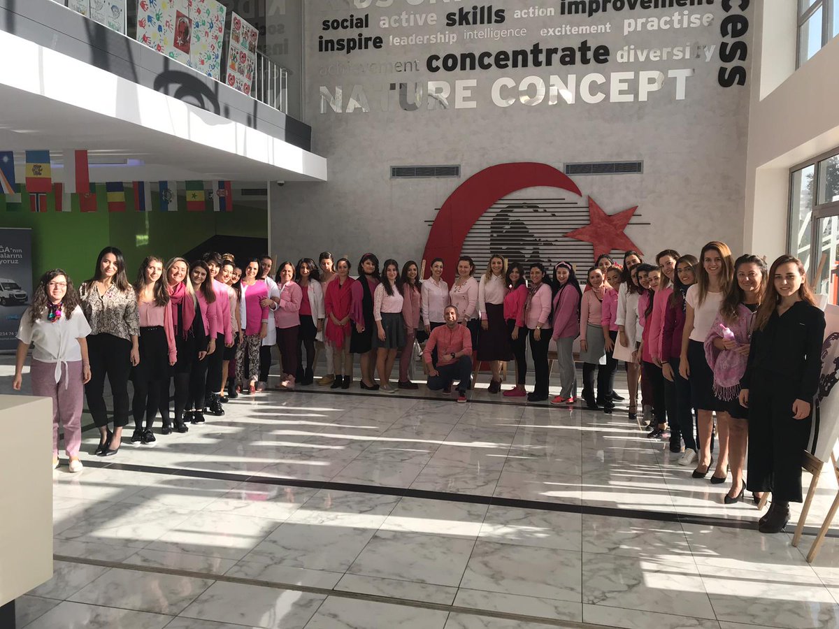 doga_bursa's tweet photo. 1-31 Ekim Meme Kanseri Bilinçlendirme Ayı. Pembe renkle erken teşhis için farkındalık yarattık. @aslihancelik13  @EdaDadelen3 @Doga_ikegitim #memekanseri https://t.co/DXzYys6v7I