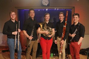 byuh89's tweet photo. Thanks again to PANTS for appearing on our show. Listen to the full episode by clicking link in bio, or find us on #YouTube @mmatencio @dylankneff1 #byuradio #classical89 https://t.co/cj3cw8nsAE