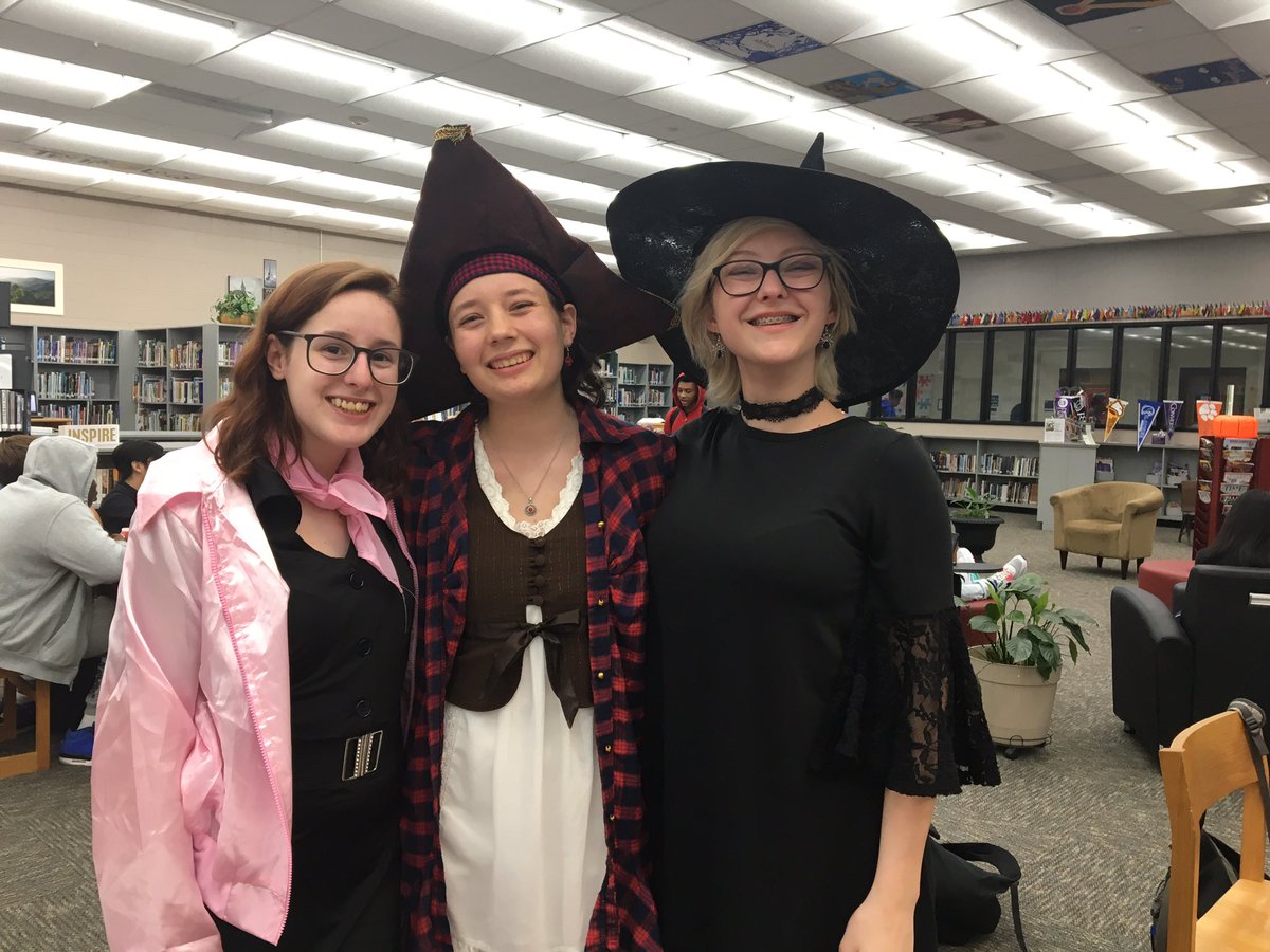 FDHSCommons's tweet image. More Halloween!