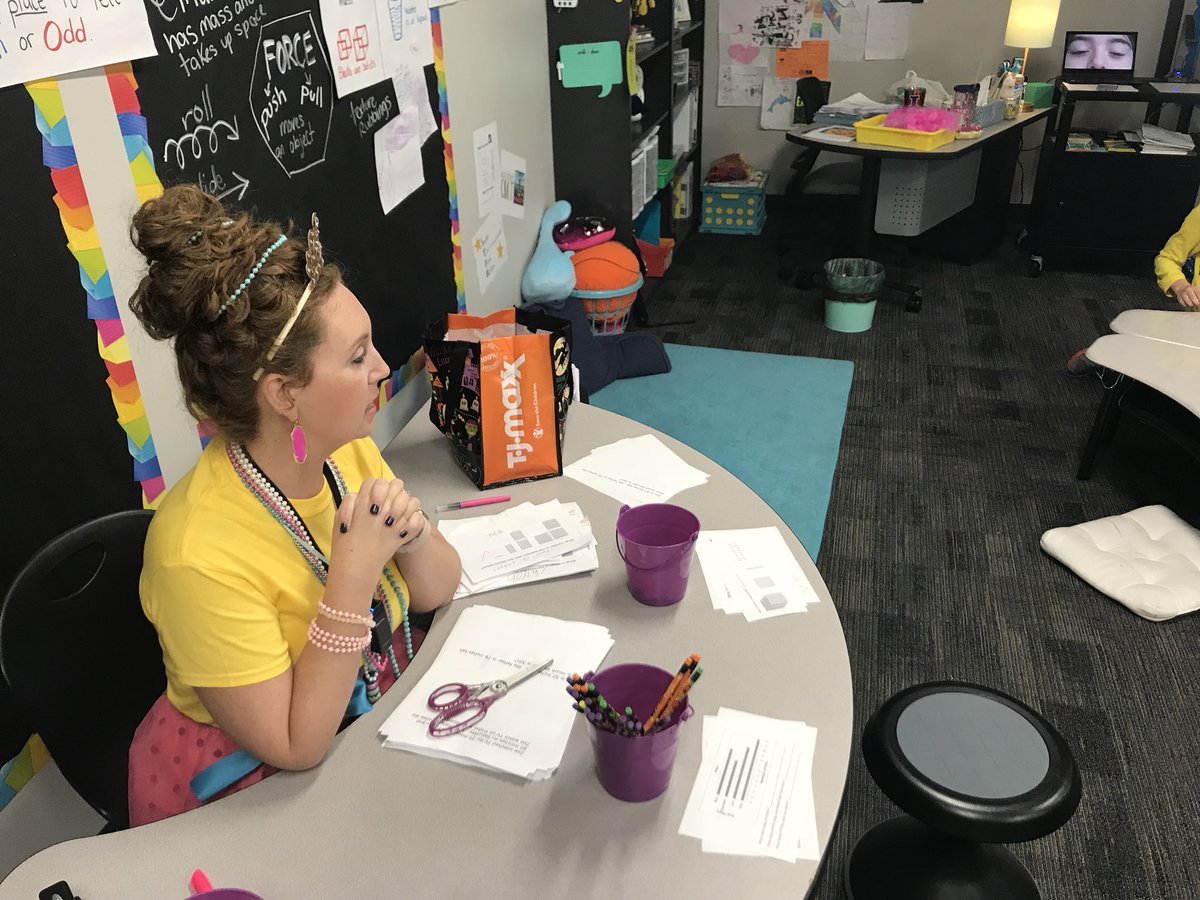 Stephanie Hakemack tweet media