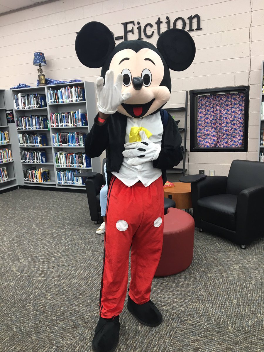 FDHSCommons's tweet image. Happy Halloween from @FDHSCommons ... More to come!