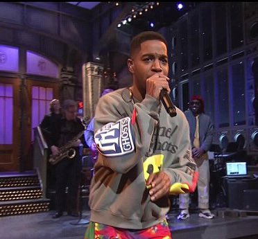 lucky me i see ghosts crewneck real