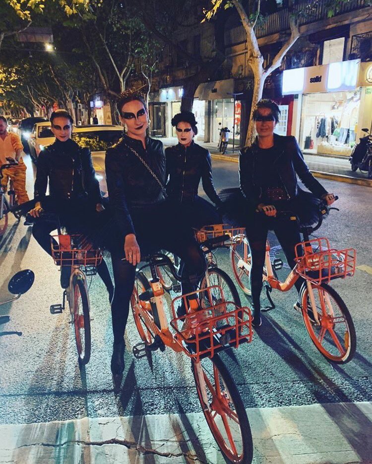 Happy Halloween 🎃👻 

👉 bit.ly/MobikeTrickOrT…

#mobikemachtmobil #HappyHalloween🎃 #süßesodersaures #süßessonstgibtssaures #WorldCitiesDay #Halloween18🎃 #trickortreat🎃 #Berlin #Düsseldorf #Hannover #Köln #fahrrad #bikeshare #WednesdayWisdom