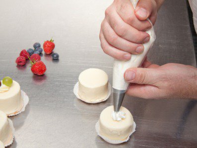 Impartirán cursos sobre repostería inclusiva en Chiclana, muy bien!! aunque tendría que haber uno de estos en todos los sitios. 
 ow.ly/m7fu50jxewa
