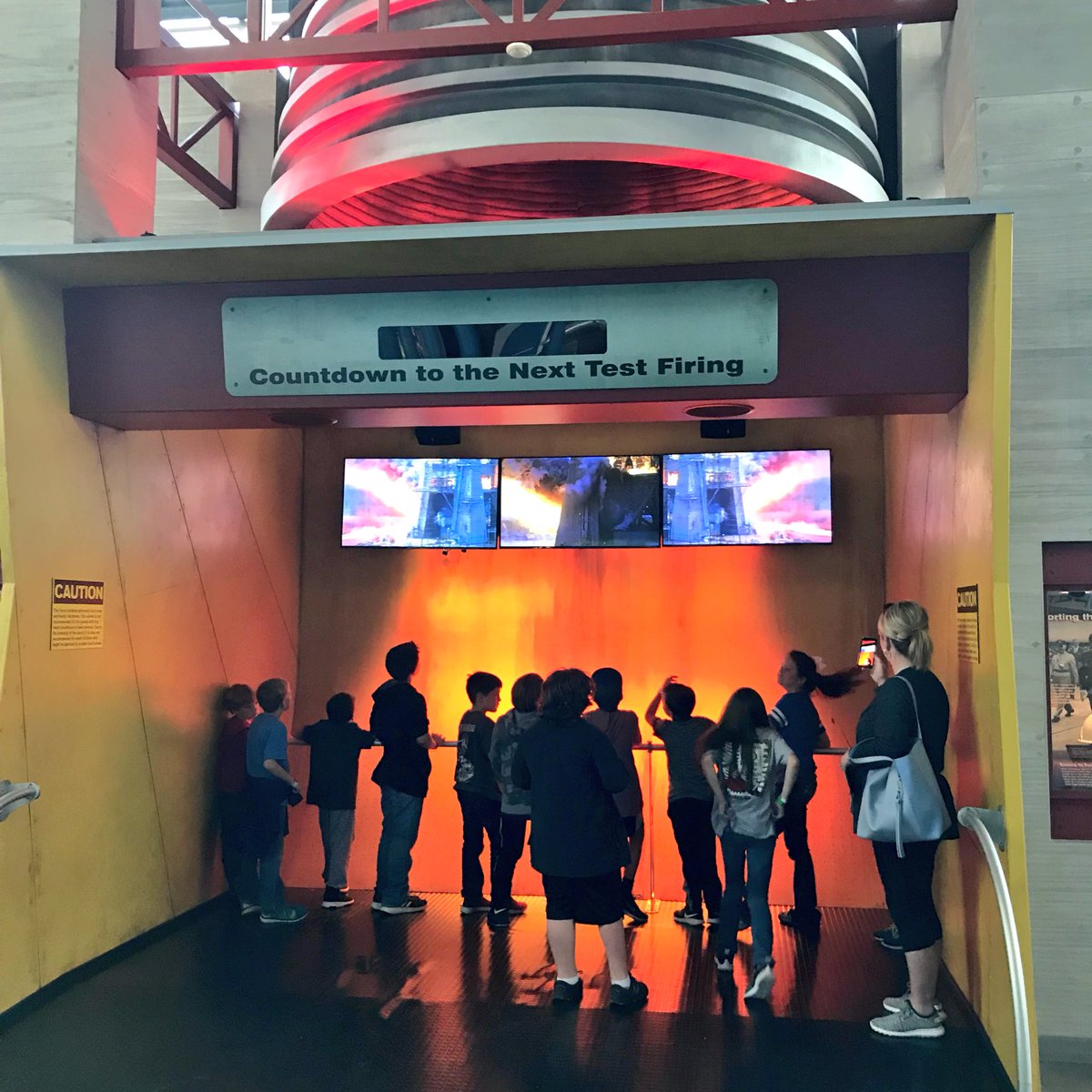 MrsPippensQUEST's tweet photo. #learningonlocation at US Space &Rocket Center. https://t.co/NHIzEclHbX