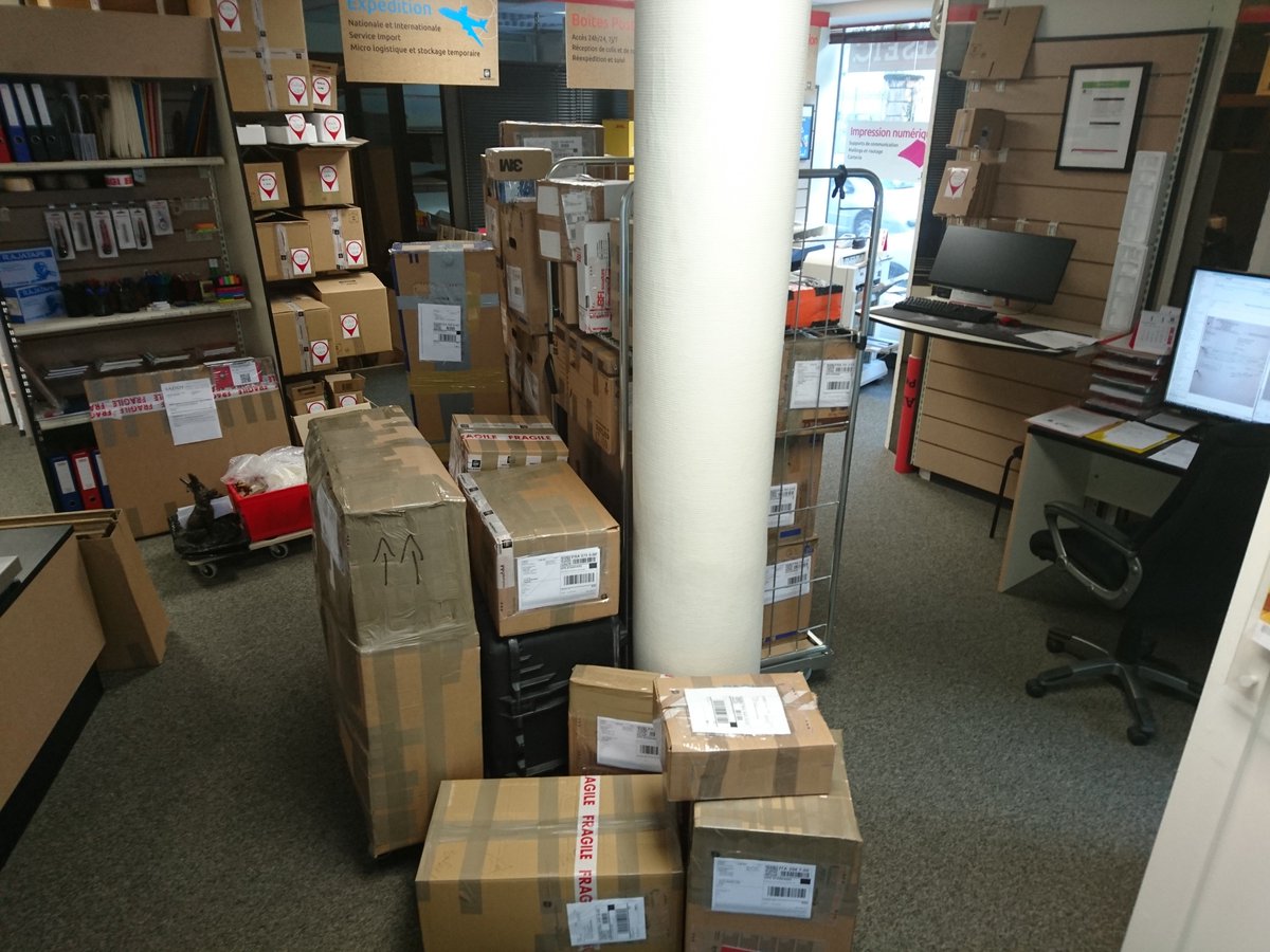 MBE_Chambery's tweet image. Une journée de travail bien remplie pour notre équipe aujourd'hui... Merci pour votre confiance 😍📦✈️ .   #peoplepossible