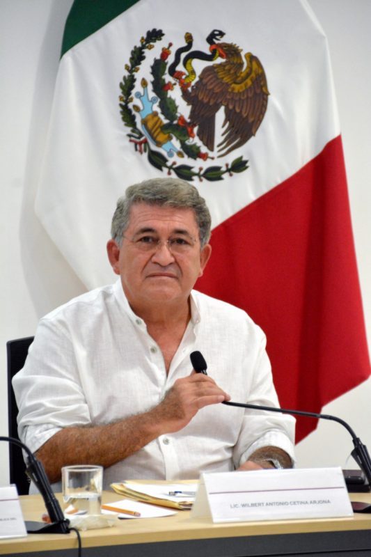 bmnoticiasmx's tweet photo. #WilbertAntonioCetinaArjona fue elegido como #FiscaldelEstado, pero hay que recordar que fue abogado de la empresa #ABCLeasing, que demandó al #AyuntamientodeMérida por el #tema de las #luminarias, por el cual se exigía pagar 400 millones de pesos al #bancoSantander. https://t.co/N4kpZHJk16