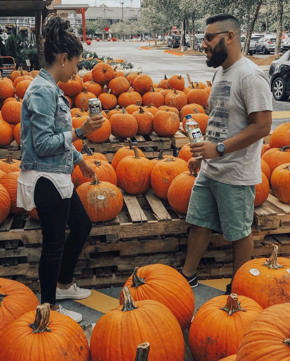 Happy Halloween! Share your favorite trick or treat moments at #DeerParkWaterHalloween and remember to stay hydrated!