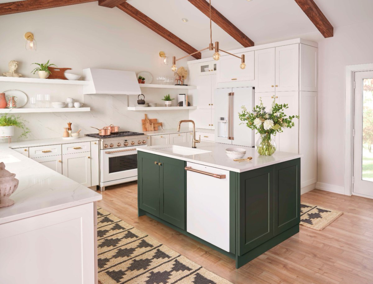 geeklyamanda's tweet image. You can now customize your kitchen with the new Café Matte Collection by GE available at @BestBuy! #distinctbydesign #ad Learn more about @cafeappliances here: tinyurl.com/ya3b2yjd