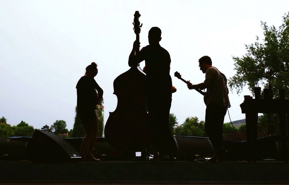 jaymestone's tweet image. #folklife journeys through ontario next week! we'll give you some sneak previews from the next album... hint: #synth
11.6 London @WesternU 
11.7 Markham @MarkhamTheatre – special guests @fliss_williams @plutek &amp;amp; #nickfraser
11.8 Ottawa @CanadasNAC 
jaymestone.com/tour/