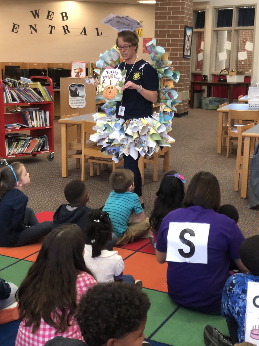 BealebBeth's tweet image. Special thanks goes to our own Mathews’ Book Fairy for reading to our October Birthday children today!! #bookfaries