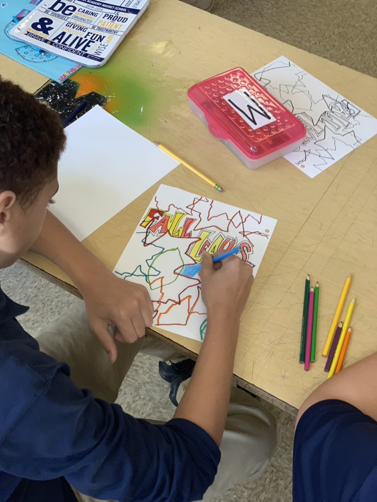 Arts_SWA's tweet photo. Visual arts students are prepping for our #FallArtsExpo! Can’t wait to see the finished product tomorrow! 🎨 #FallIntoTheArts https://t.co/Q0KYTe1qT6