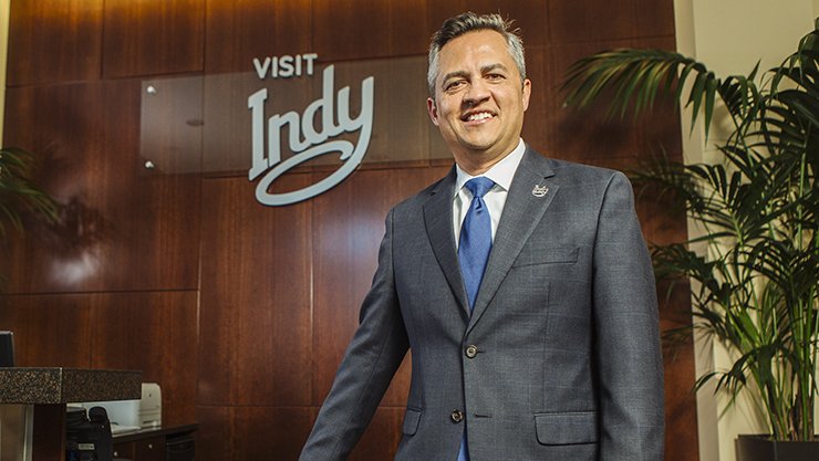 SkylineClub's tweet photo. This month's CEO Breakfast will welcome Leonard Hoops, President and CEO of Visit Indy. We are very excited to pair with the Indy Chamber for this amazing networking opportunity, in which Leonard will be sharing his experiences and insights on his career. RSVP today 317.263.5000 https://t.co/iPTu3hf5oJ