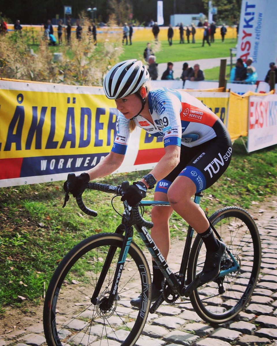Looking forward to ride the cobblestones of the Koppenberg tomorrow! 😃

<a href="/creafintuvsud/">Creafin-TÜV SÜD</a> @zannatabikes @shplus_official 

#koppenbergcross #🧗‍♀️
