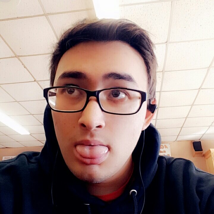 MRBDF139's tweet photo. #NewProfilePic https://t.co/r1K8ehdLD0