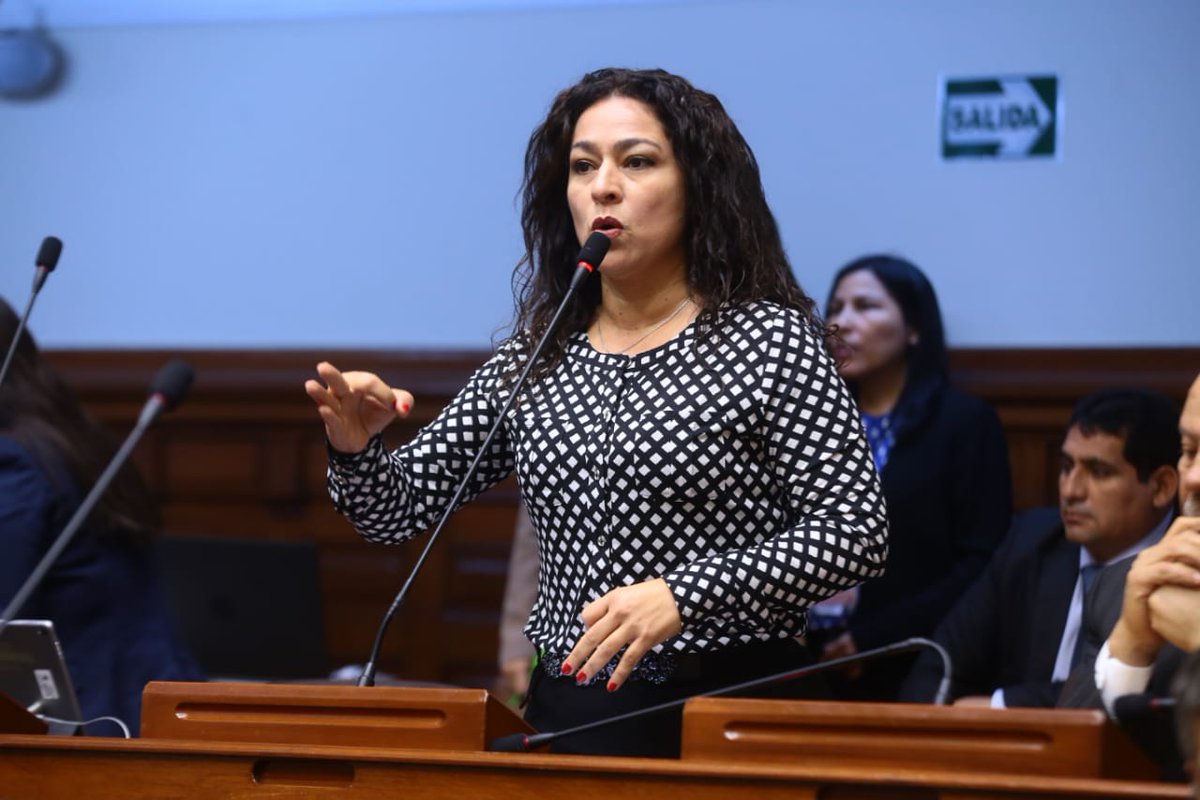 [AHORA] Se inicia debate del #PL que propone la construcción e implementación del aeropuerto internacional, Santiago Antúnez de Mayolo en la provincia de Recuay, departamento de Áncash. ► bit.ly/2SxPalc