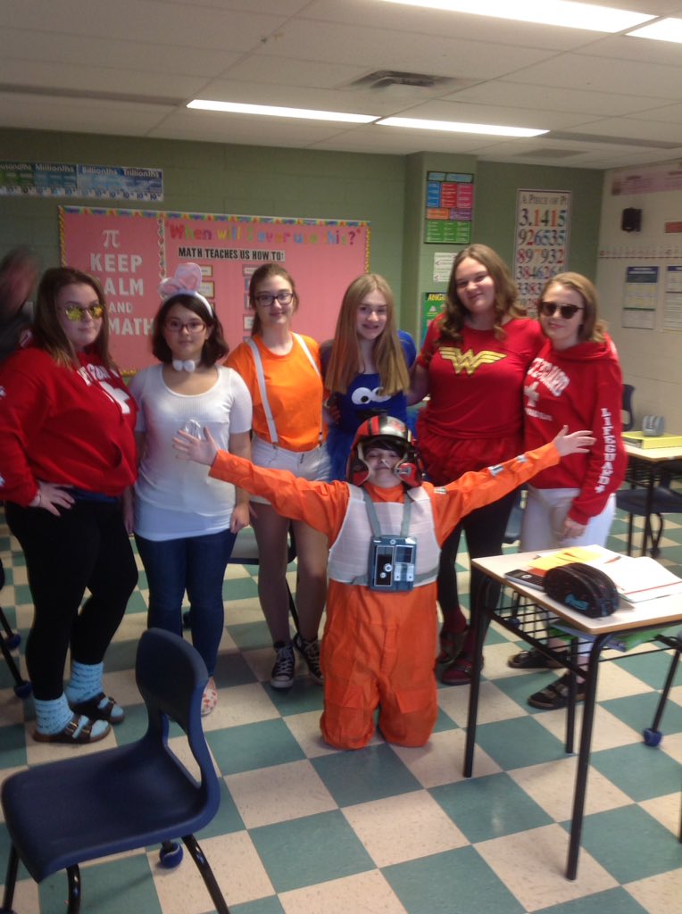 kampbell66's tweet image. @TATwolves Math &amp;amp; Halloween do go together🎃👽👻☠️#Halloween2018 #Math9 #mathisspooky