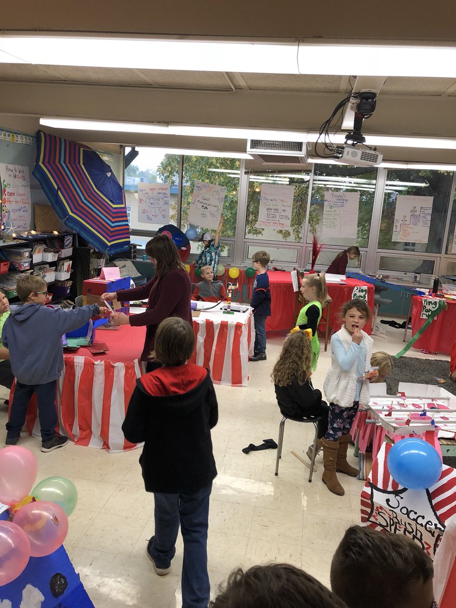 JessicaLS1's tweet image. Force and Motion Carnival!! Nothing like science in action😄