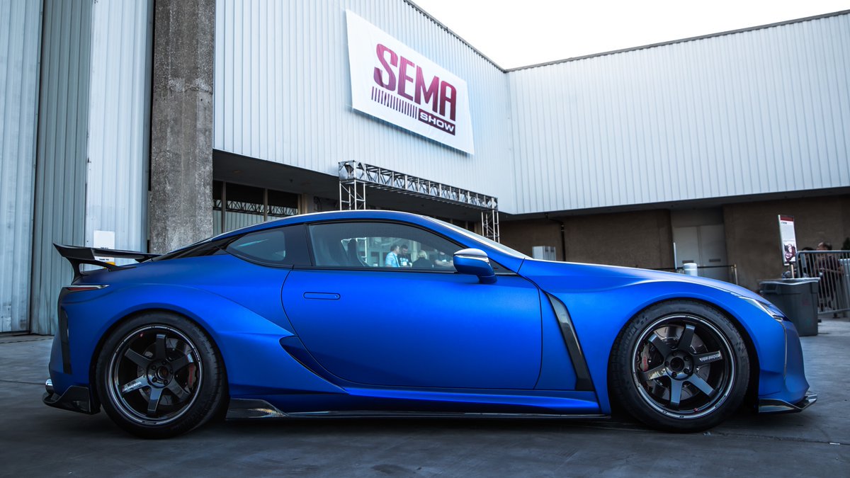 LexusofOxnard's tweet photo. You spot it at the @SEMAShow and your first thought is to ___________ #LexusPhotoFinish #dchlexusofoxnard #Lexus https://t.co/hcgFYLdWiv