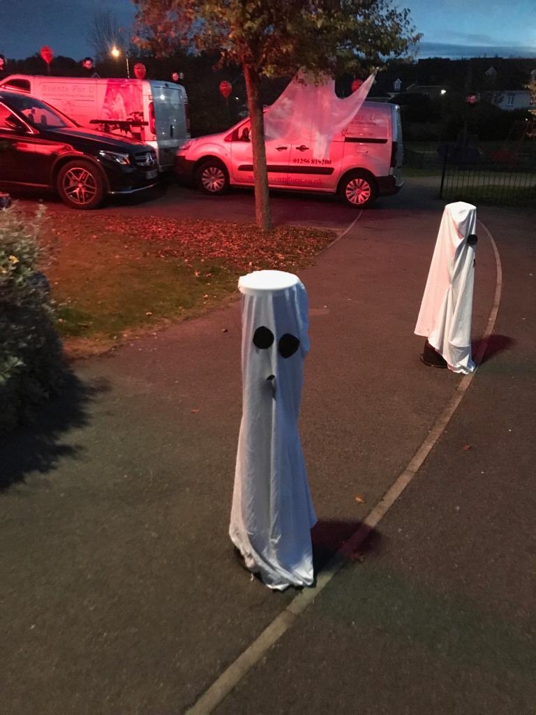 Halloween at the BAKERS IN Beggarwood <a href="/BasGazette/">Basingstoke Gazette</a> <a href="/BasingstokeEcho/">Basingstoke Echo</a> <a href="/heart/">Heart</a>