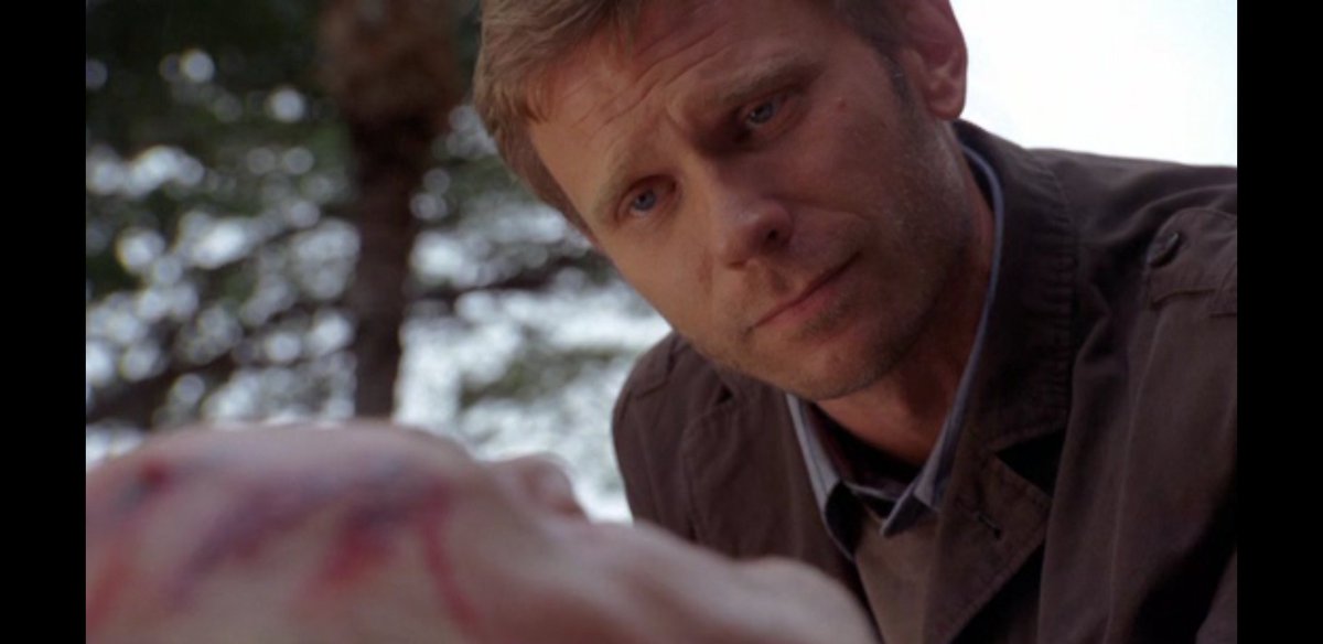 RamonStone's tweet photo. "Don't worry.Everything is gonna be all right.
I'm sorry that this happened to you."

#Lost https://t.co/EUJ1bQ7KSv