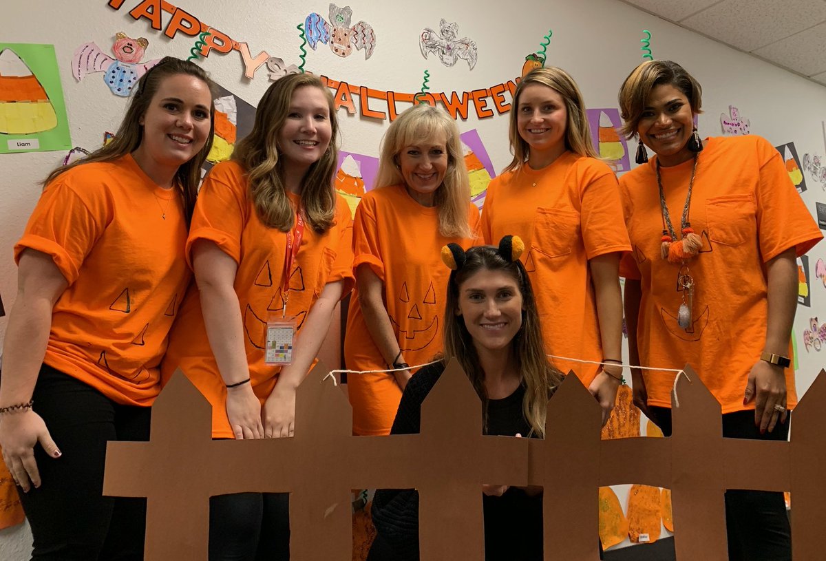 PreK204 (@preks204) on Twitter photo 5 little pumpkins sitting on a gate!πππππ #parishLSrocks <a href="/parishepiscopal/">Parish Episcopal</a> #parishPreK 5 little pumpkins sitting on a gate!πππππ #parishLSrocks <a href="/parishepiscopal/">Parish Episcopal</a> #parishPreK